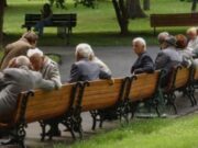 Фондот на ПИОМ уверува дека не се доведени во прашање ниту пензиите, ниту здравственото осигурување