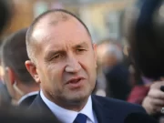 Радев смета на поддршката на Франција за спроведување на уставните измени