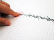 Земјотрес ја погоди Италија, граѓаните излегоа на улиците
