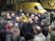 Вработени во „Македонски пошти“ излегоа на протест, револтирани се поради доцнењето на платите