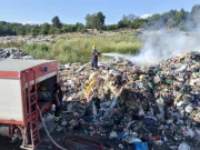Локализиран пожарoт на депонијата Уборак во близина на Мостар
