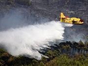 Пожар избувна во западна Грција, пожарот се шири кон Кефалонија
