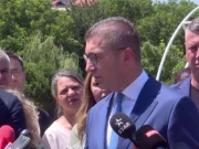 По хиперхлорирањето, во водата во Гостивар се појавила нова бактерија и затоа сè уште не може да се користи за пиење, рече Мицкоски