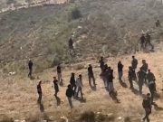 Еврејски доселеници со денови држат под опсада палестински село (ВИДЕО)