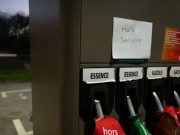 Рекордно нискиот водостој на Рајна предизвика недостиг на бензини во Франција